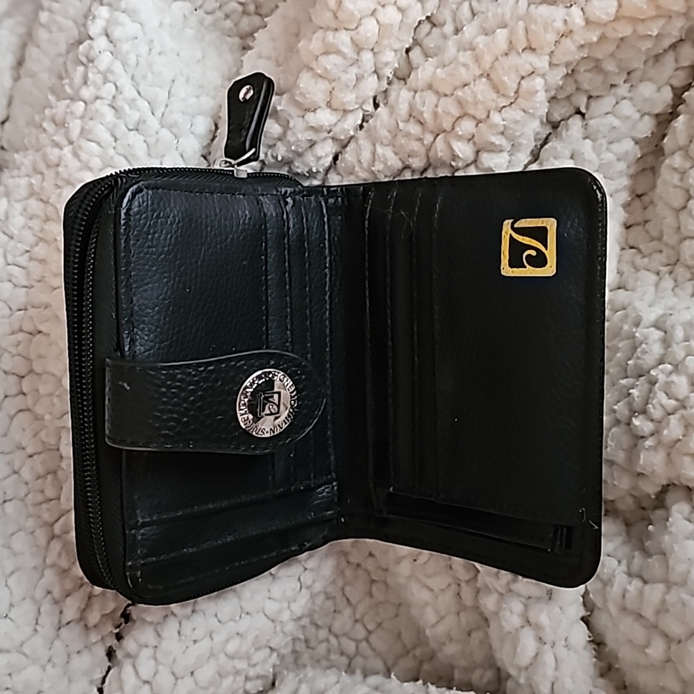 Wallet - Picture 3 of 5
